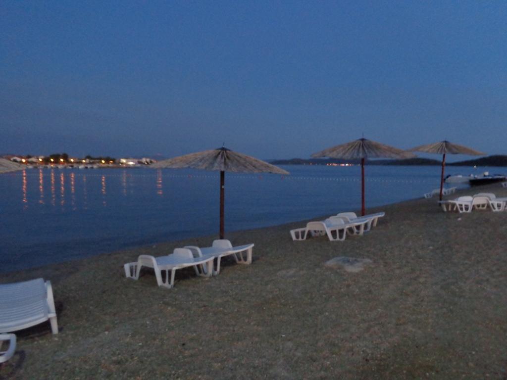 I & S Apartments Vodice Exterior foto